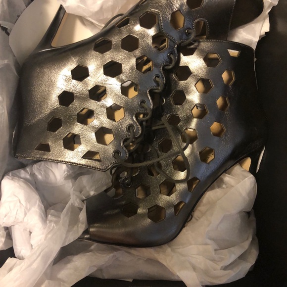 Via Spiga heels - Picture 3 of 4